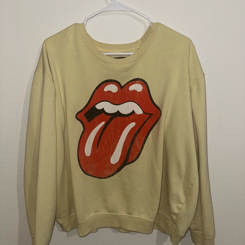 Rolling Stones sweatshirt 💛❤️